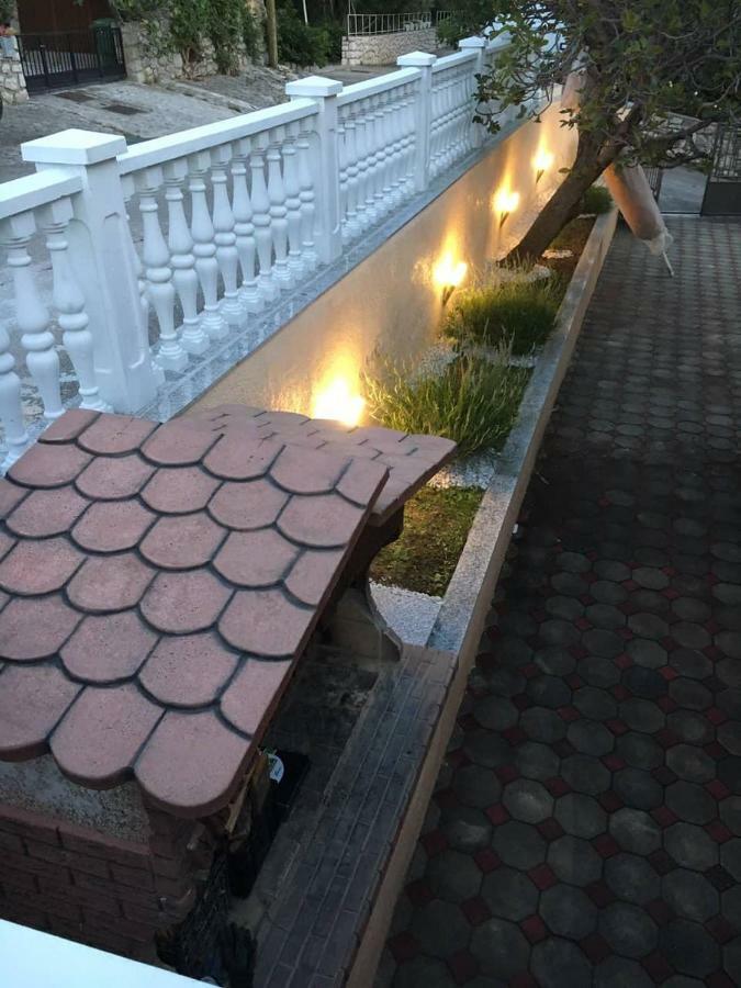 Apartmani Nada 克罗诺维察 外观 照片